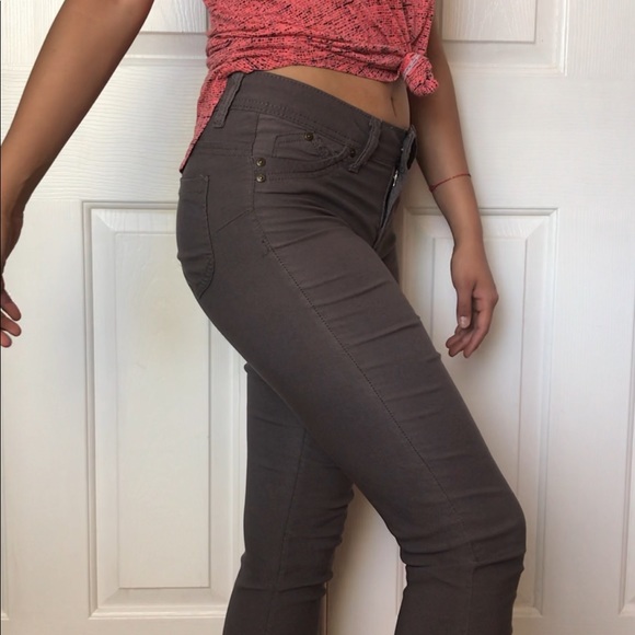 JEGGING season - Picture 1 of 6